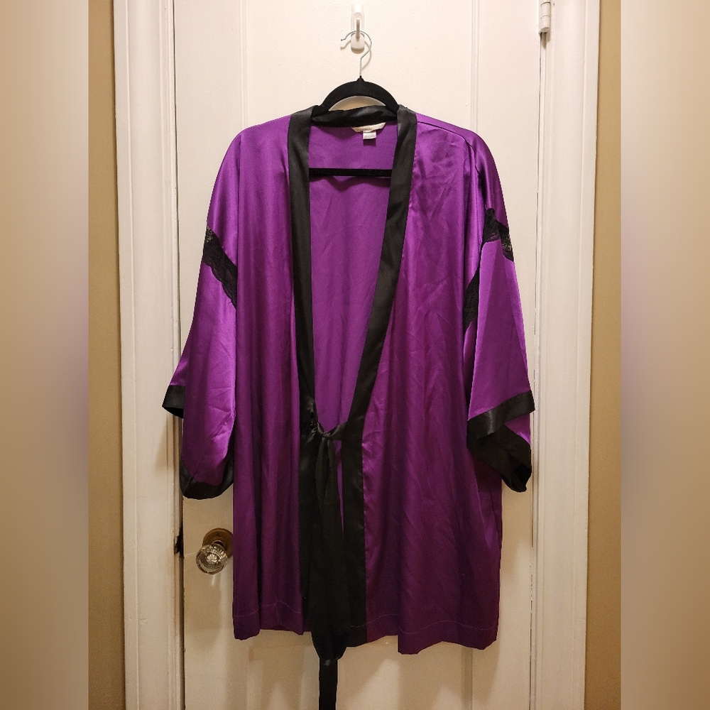 Victoria's Secret Purple Silk Belted Robe Women's Size XS